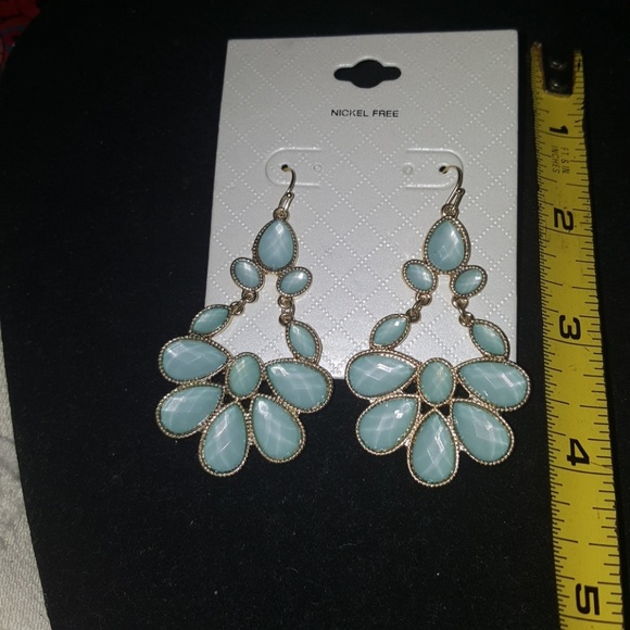 Chanderlier Earrings - Picture 4 of 4